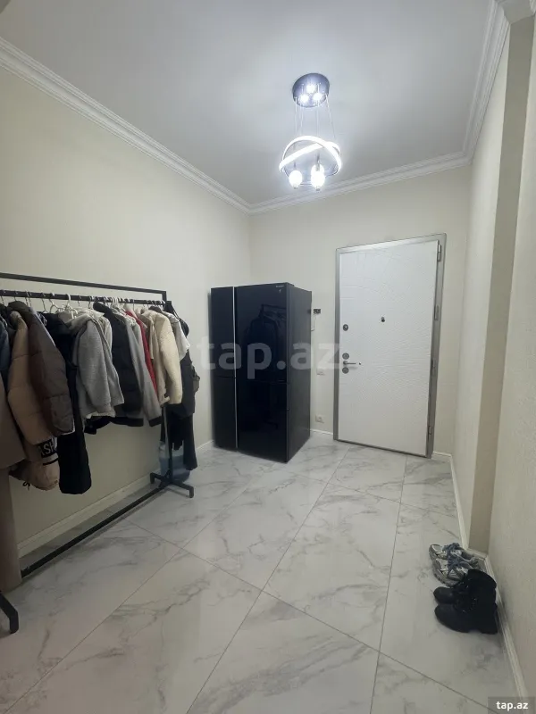 Kirayə verilir 2 otaqlı yeni tikili 60 m²