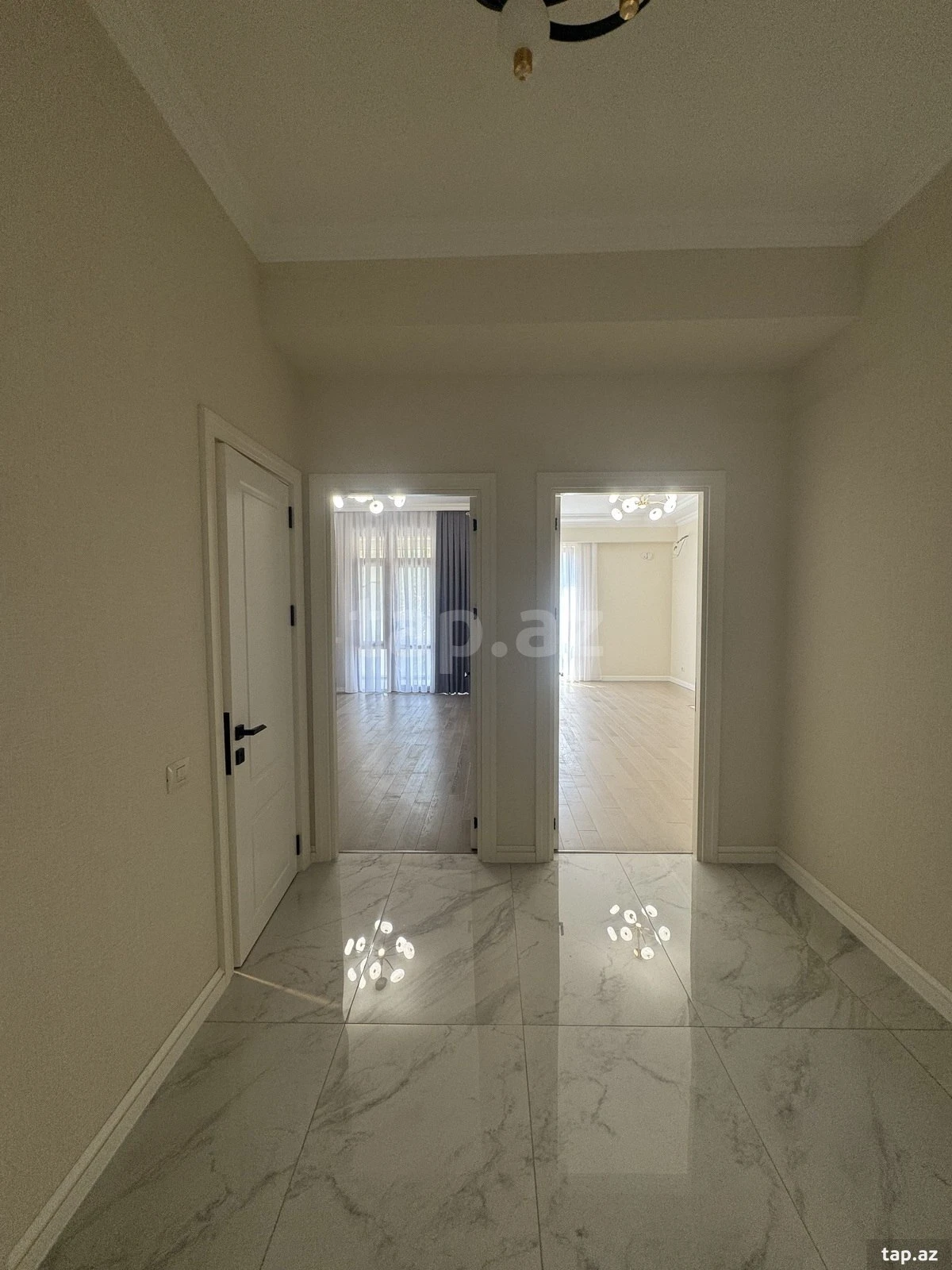 Kirayə verilir 2 otaqlı yeni tikili 60 m²
