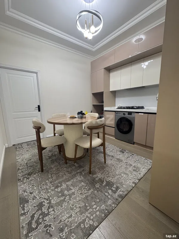 Kirayə verilir 2 otaqlı yeni tikili 60 m²