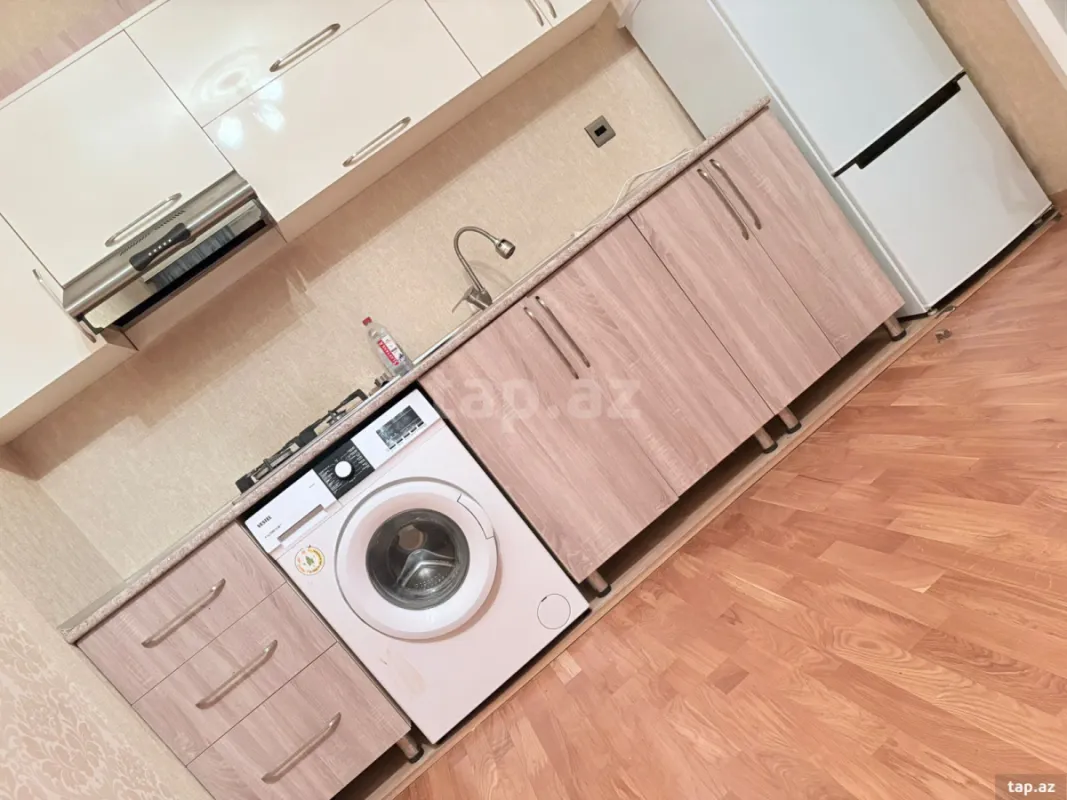 Kirayə verilir 2 otaqlı yeni tikili 70 m²