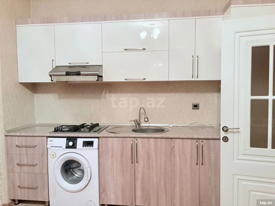 Kirayə verilir 2 otaqlı yeni tikili 70 m²