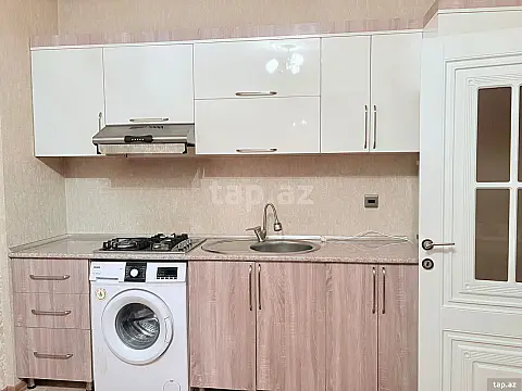 Kirayə verilir 2 otaqlı yeni tikili 70 m²