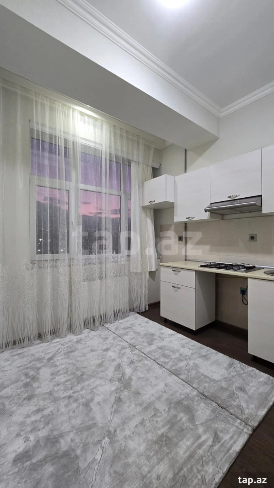 Satılır 1 otaqlı yeni tikili 42 m²