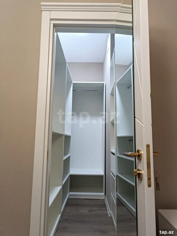 Kirayə verilir 2 otaqlı yeni tikili 50 m²