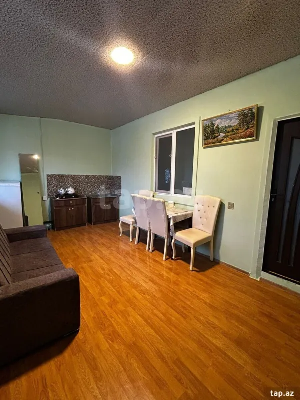 Kirayə verilir 2 otaqlı həyət evi 70 m²