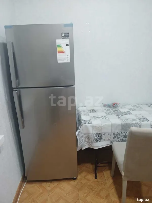 Kirayə verilir 2 otaqlı mənzil 90 m²