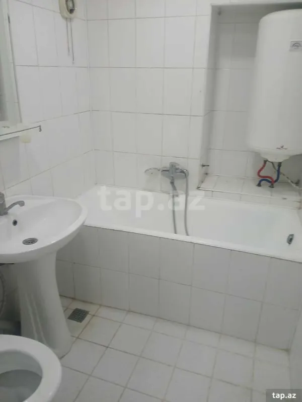 Kirayə verilir 2 otaqlı mənzil 90 m²