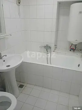 Kirayə verilir 2 otaqlı mənzil 90 m²