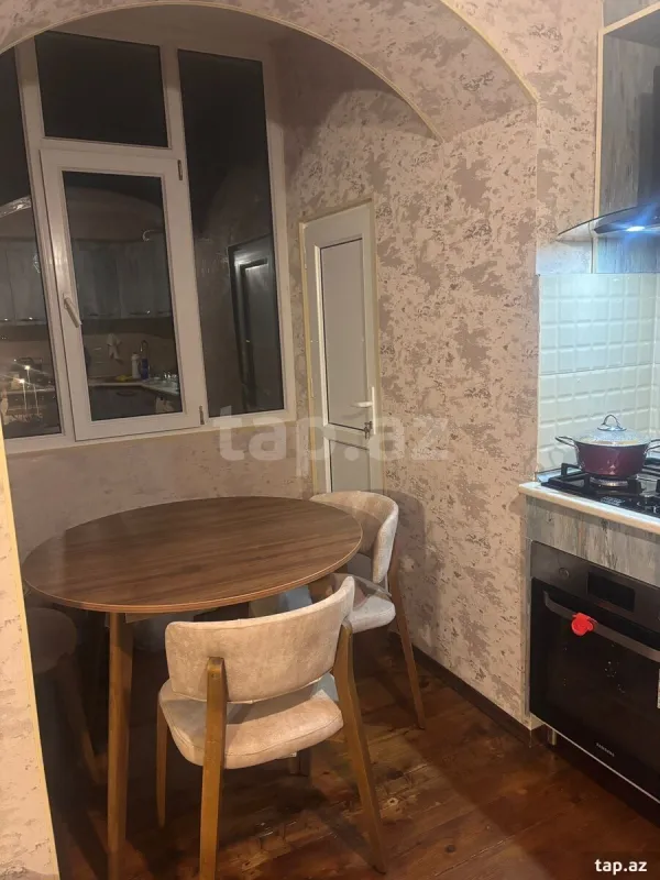 Kirayə verilir 3 otaqlı mənzil 85 m²