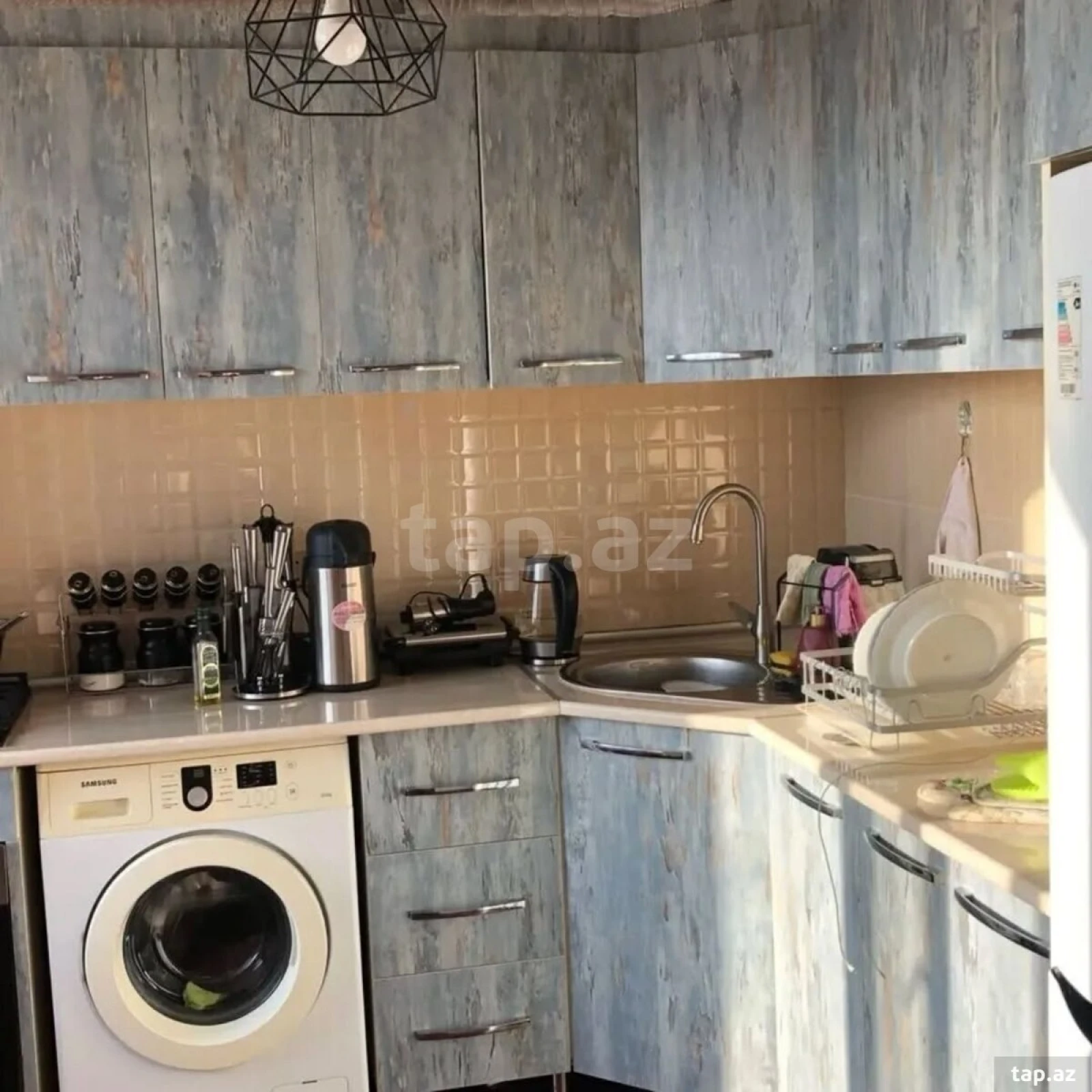 Kirayə verilir 3 otaqlı mənzil 85 m²