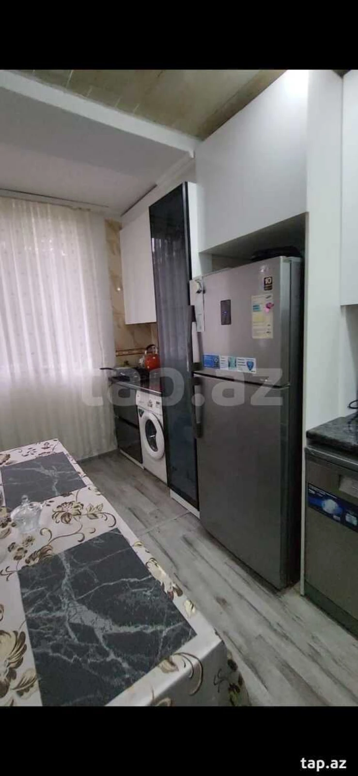 Satılır 4 otaqlı mənzil 100 m²