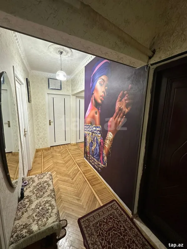 Satılır 4 otaqlı mənzil 100 m²