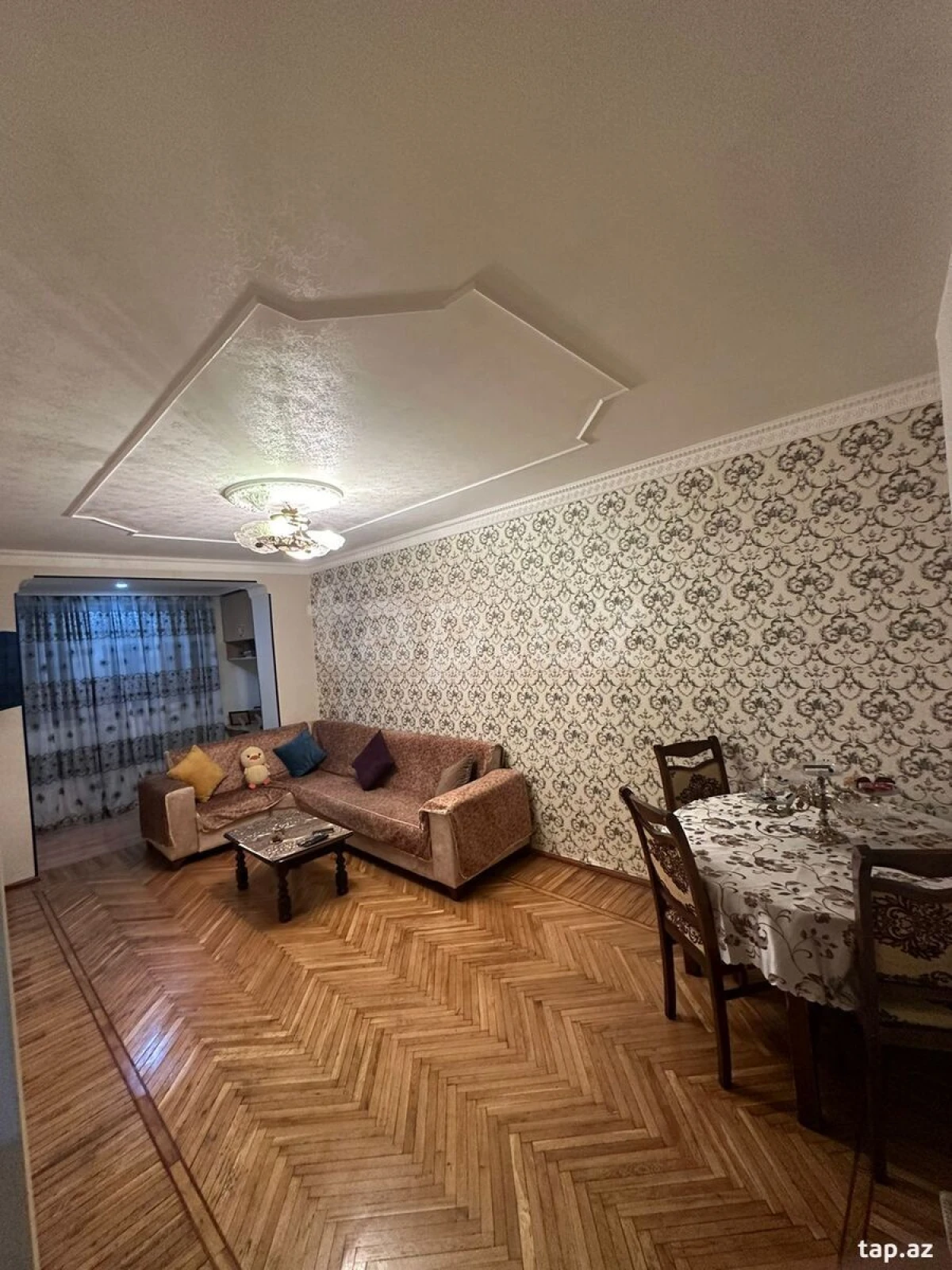 Satılır 4 otaqlı mənzil 100 m²