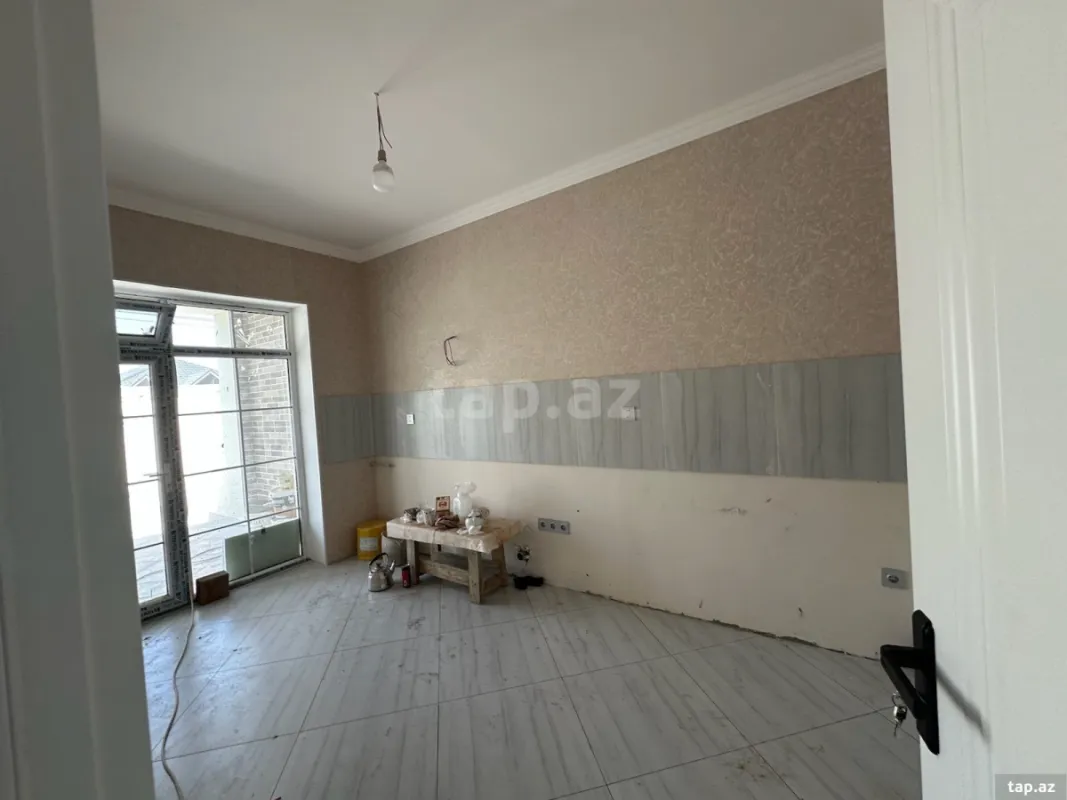 Satılır 3 otaqlı həyət evi 100 m²