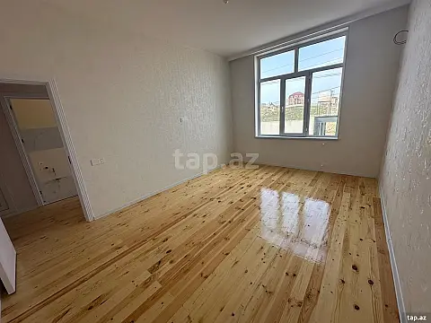 Satılır 3 otaqlı həyət evi 79000 m²