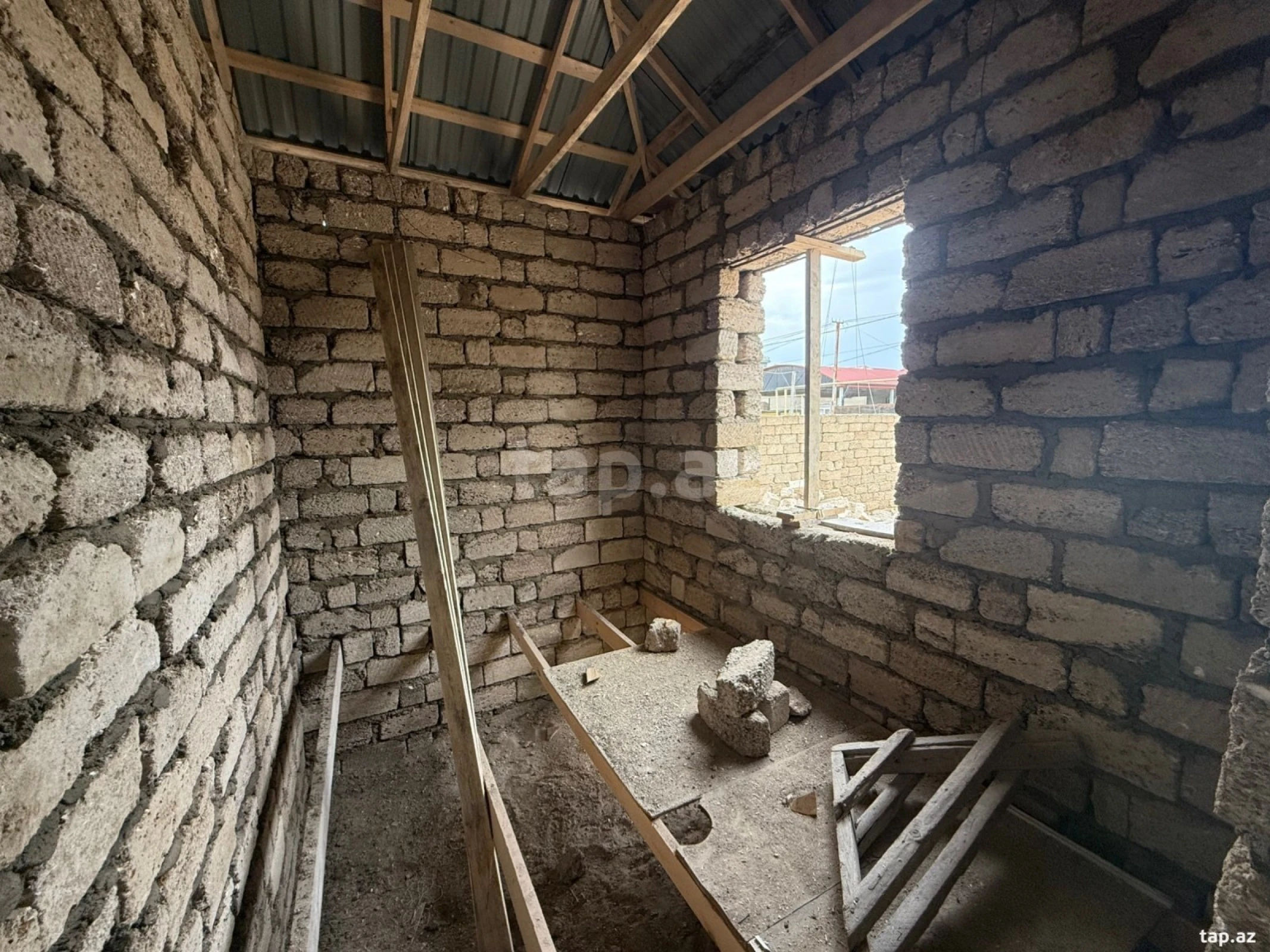 Satılır 2 otaqlı həyət evi 45 m²