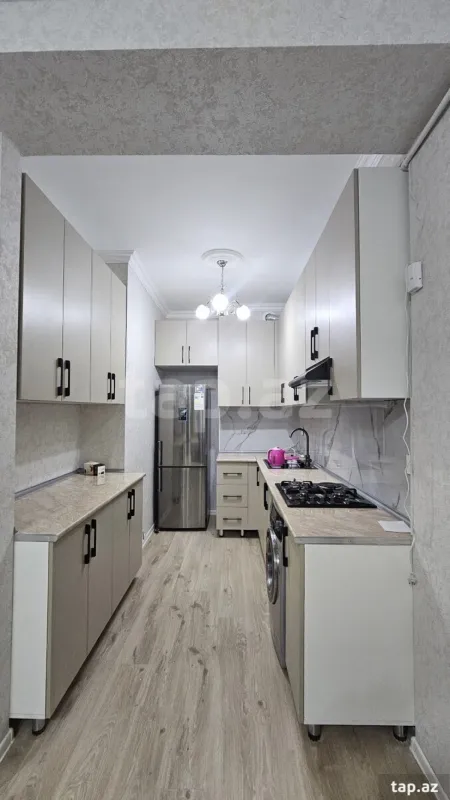 Kirayə verilir 2 otaqlı yeni tikili 70 m²