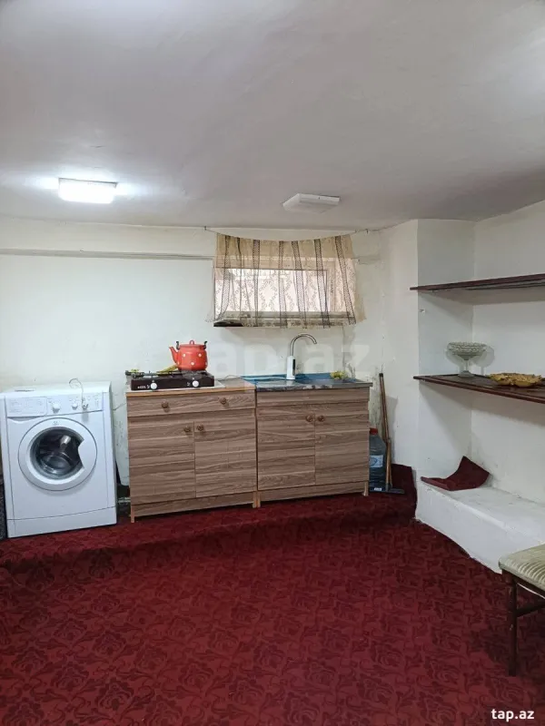 Kirayə verilir 1 otaqlı həyət evi 30 m²
