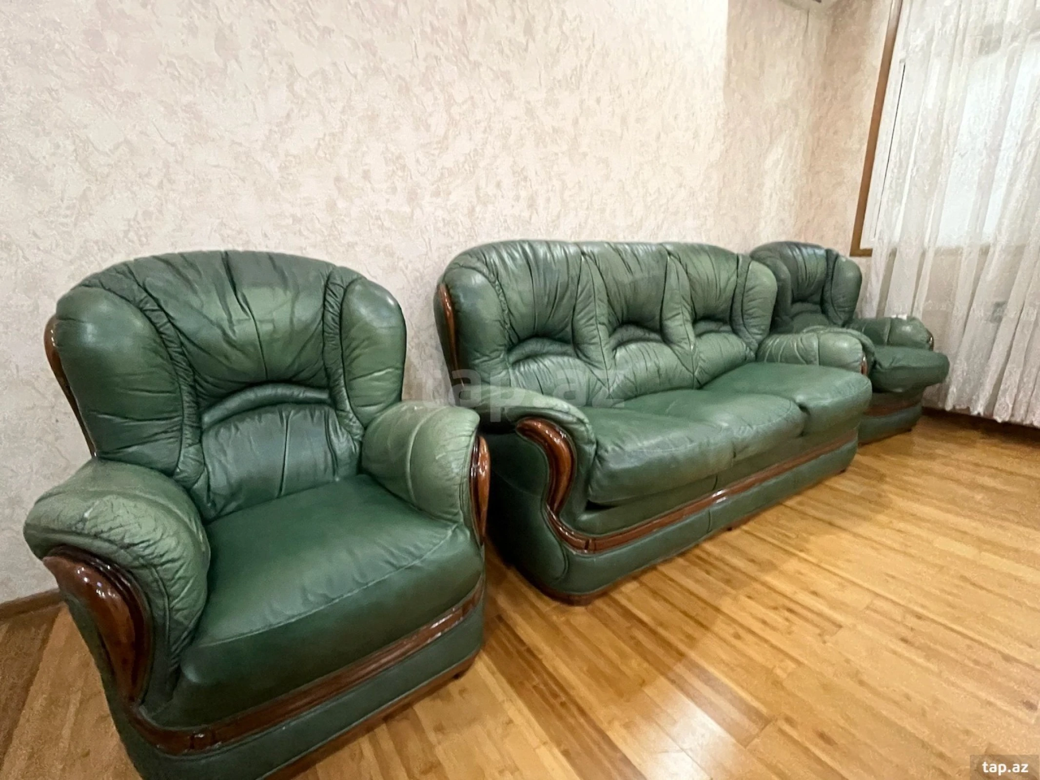 Kirayə verilir 2 otaqlı yeni tikili 75 m²