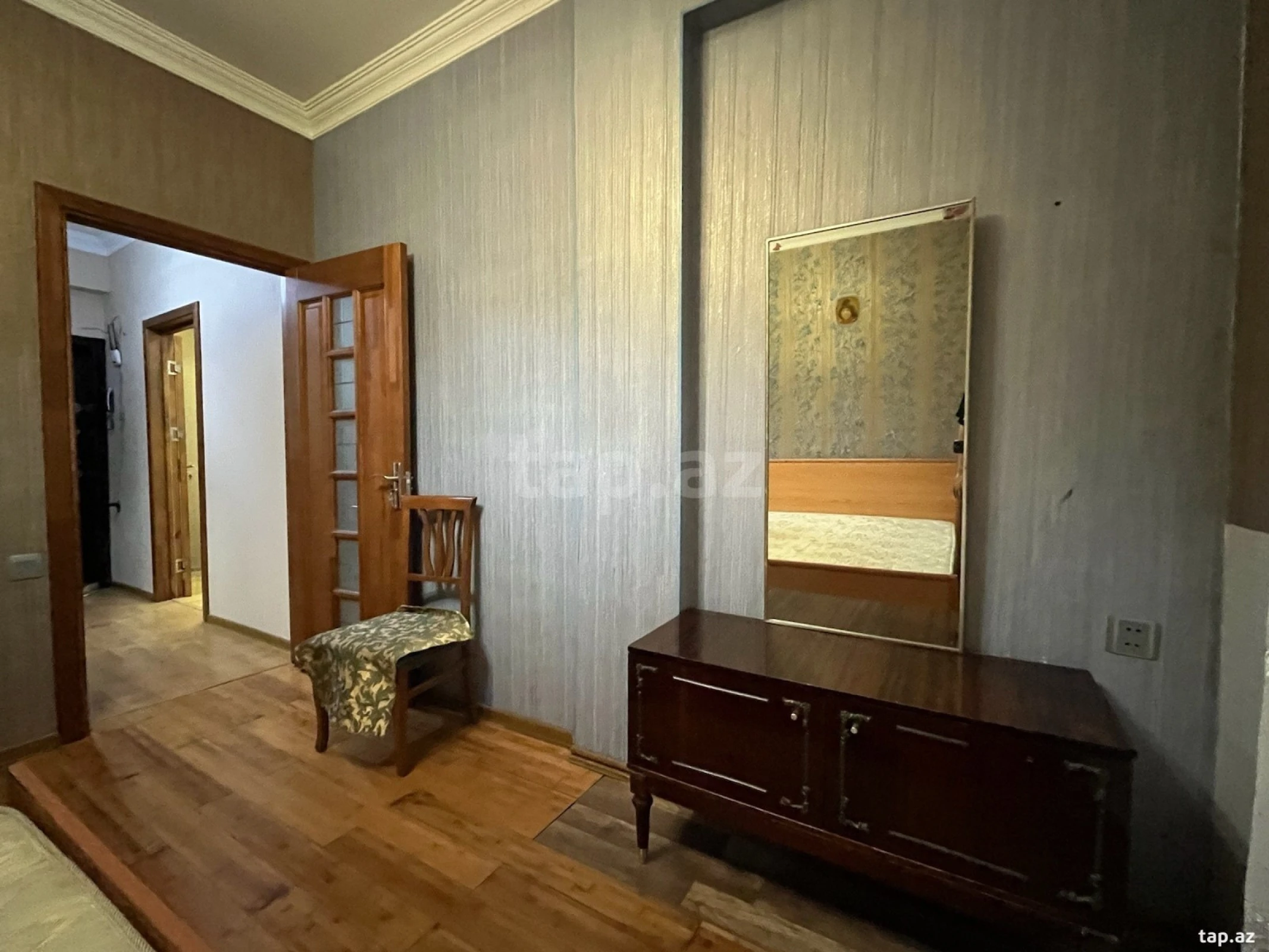 Kirayə verilir 2 otaqlı yeni tikili 75 m²