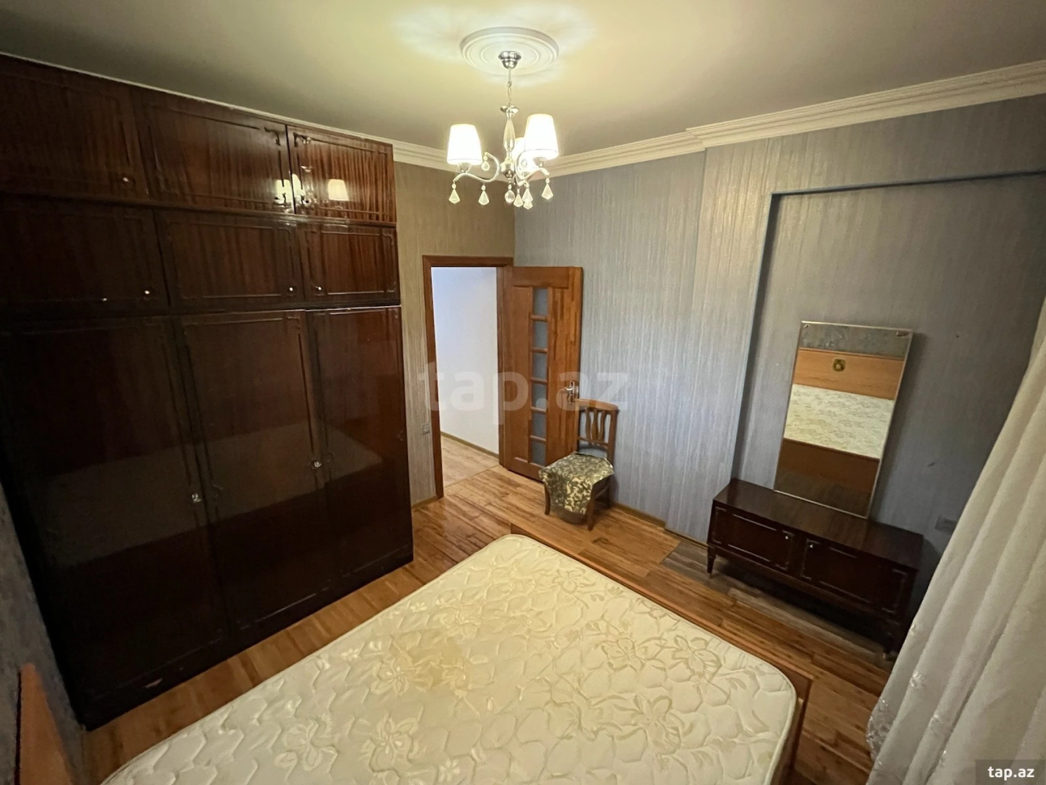 Kirayə verilir 2 otaqlı yeni tikili 75 m²