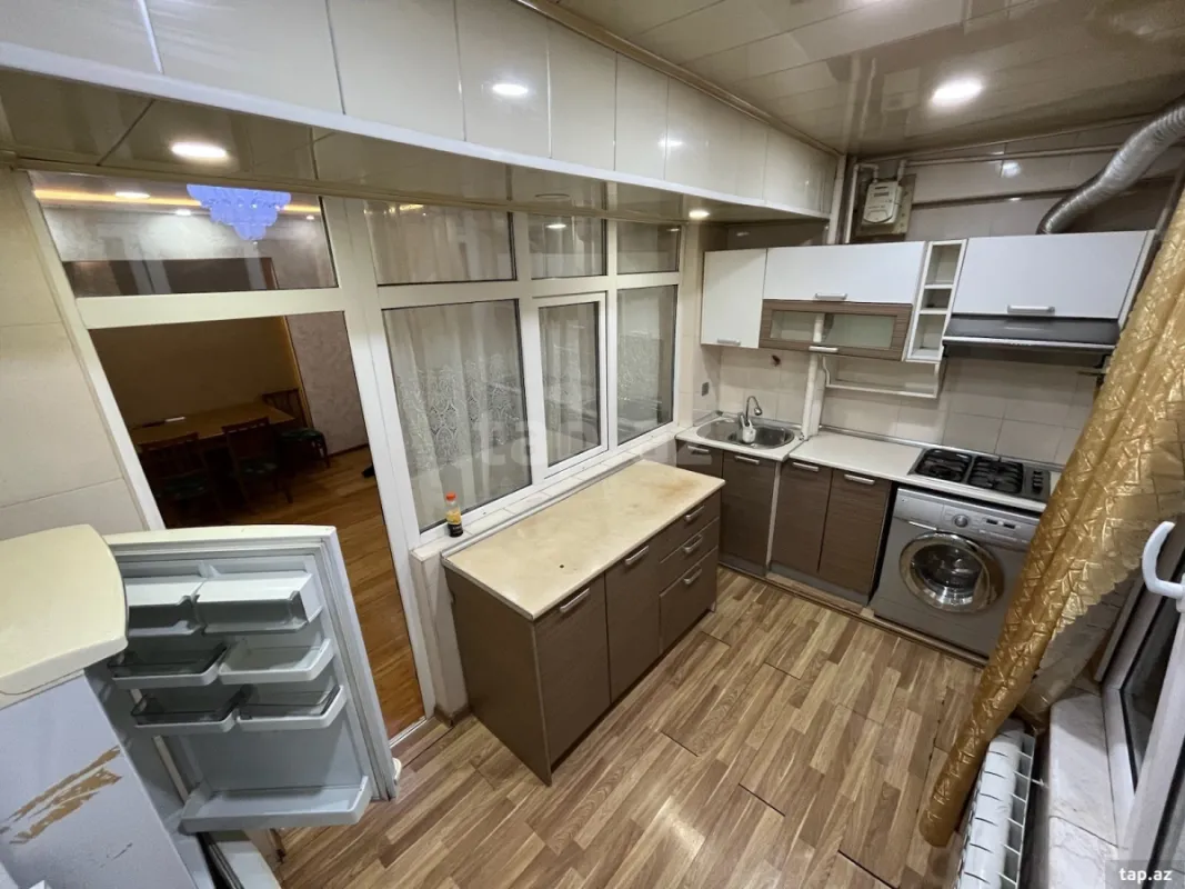 Kirayə verilir 2 otaqlı yeni tikili 75 m²