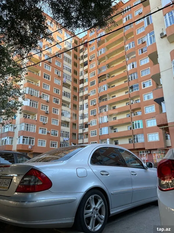 Kirayə verilir 2 otaqlı yeni tikili 75 m²