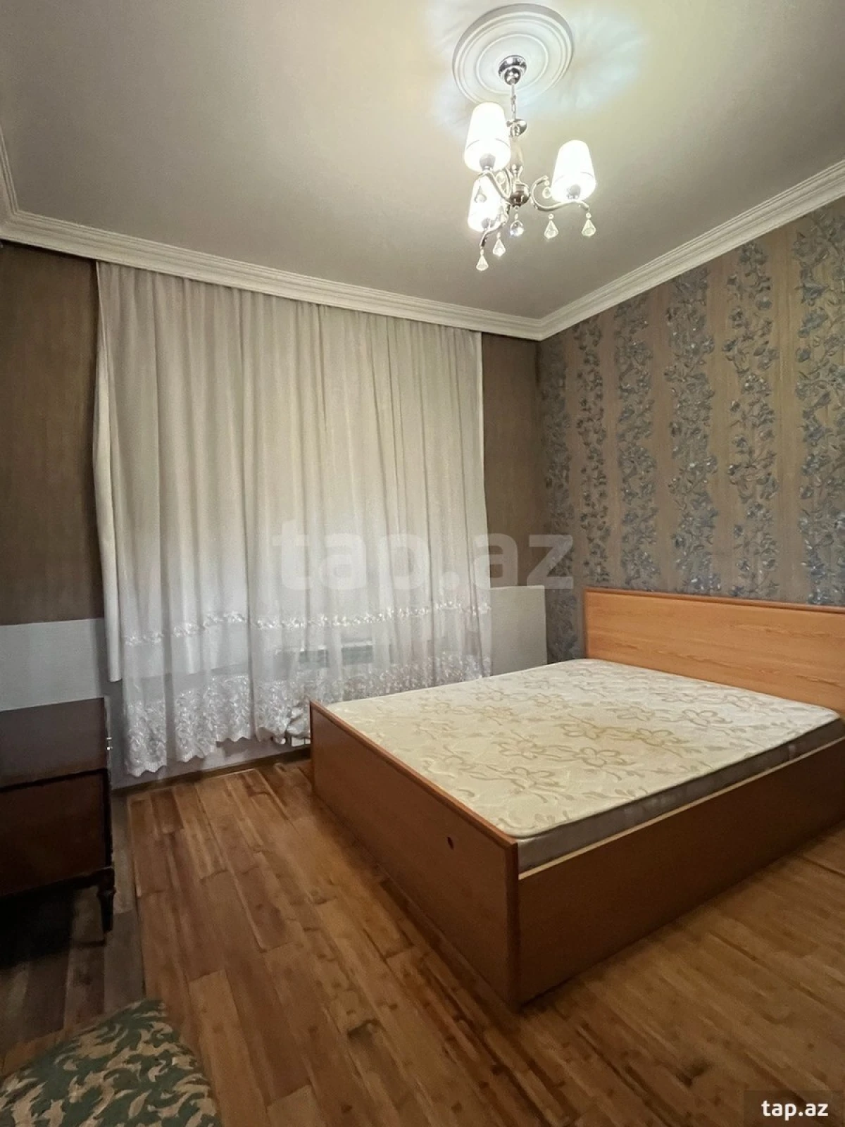 Kirayə verilir 2 otaqlı yeni tikili 75 m²