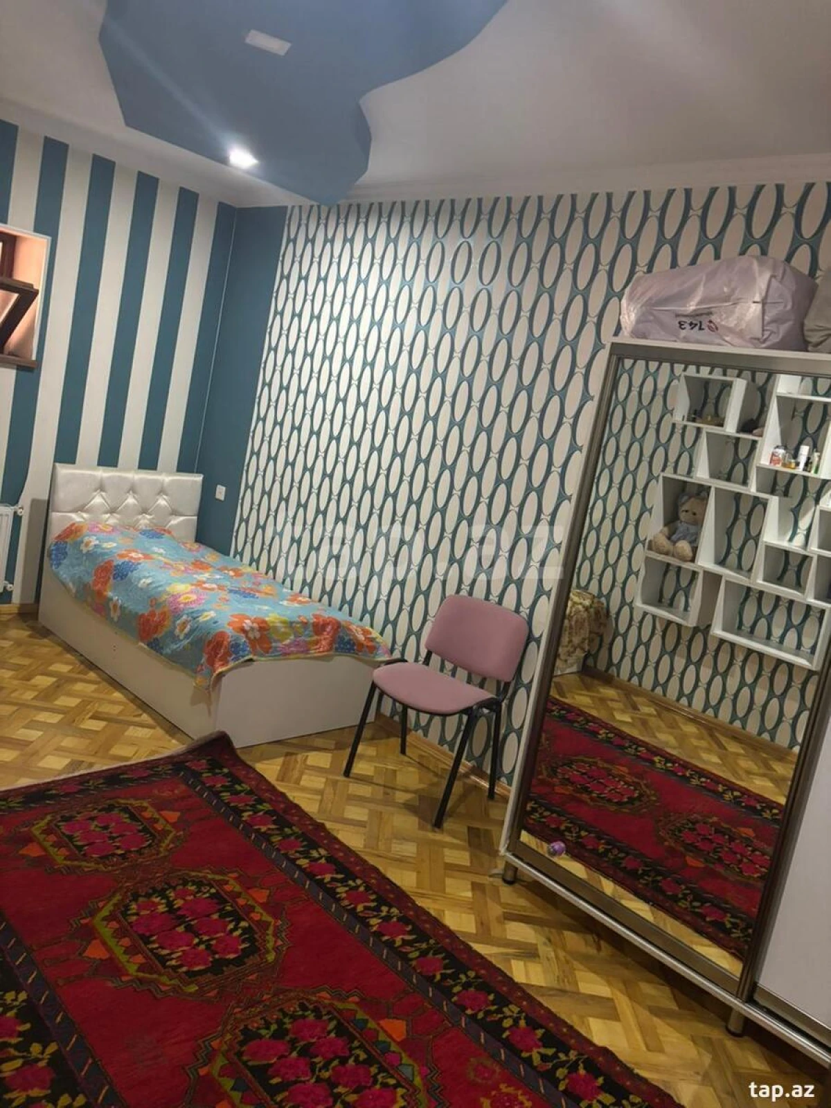 Satılır 4 otaqlı mənzil 65 m²