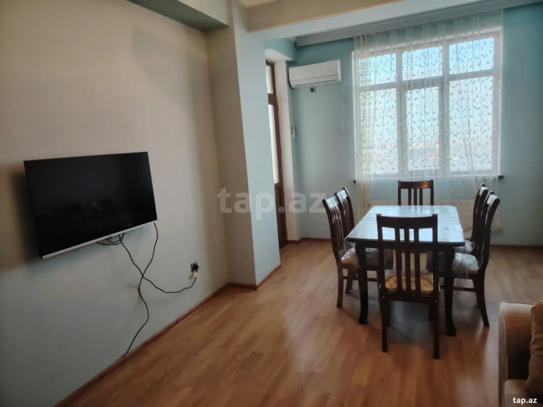 Kirayə verilir 2 otaqlı yeni tikili 70 m²