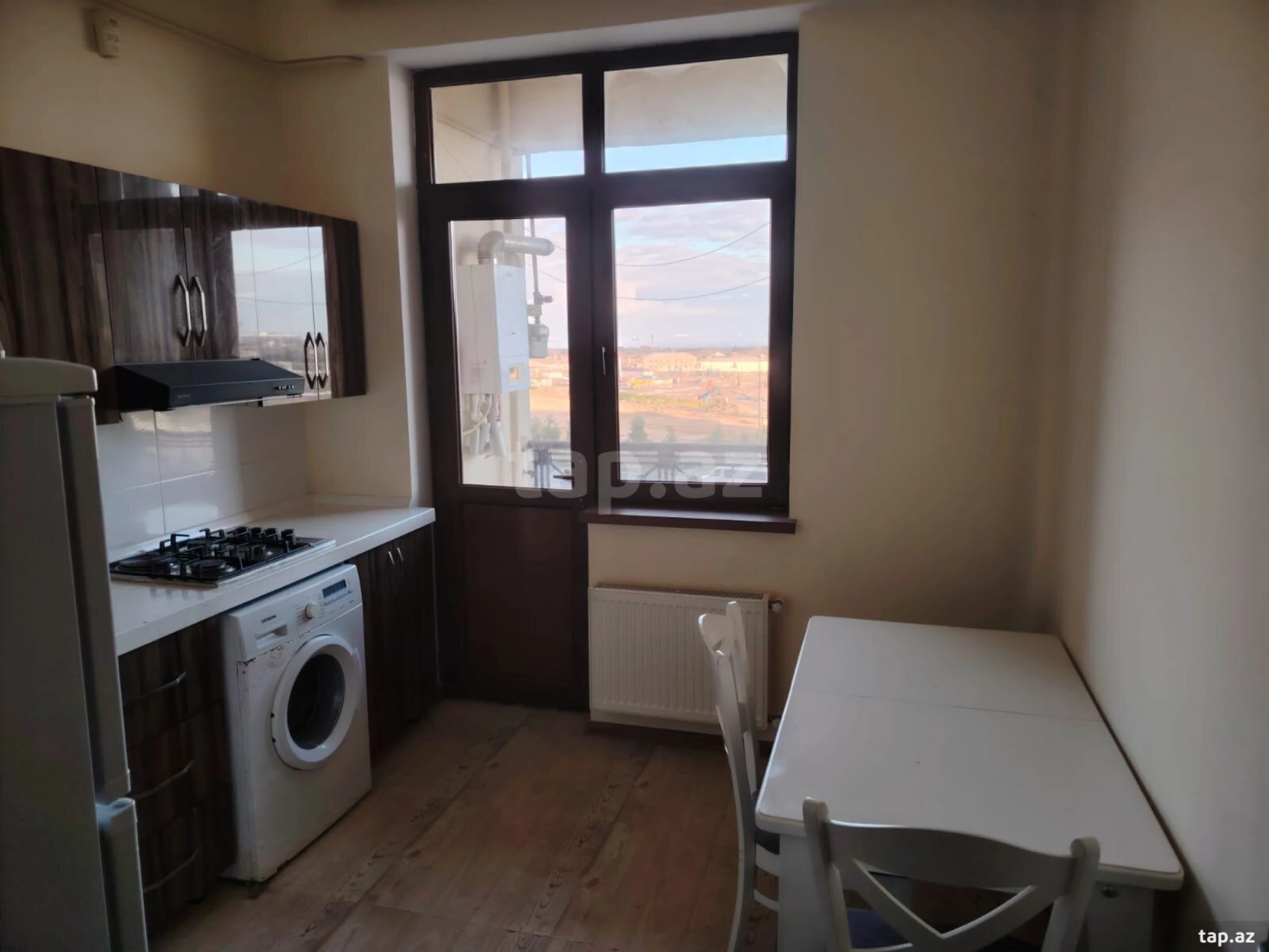 Kirayə verilir 2 otaqlı yeni tikili 70 m²
