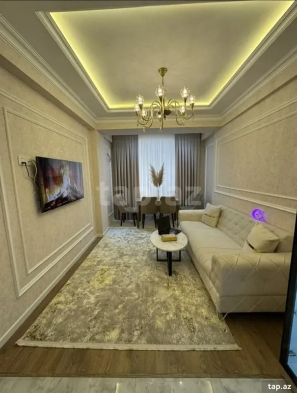 Kirayə verilir 2 otaqlı yeni tikili 68 m²