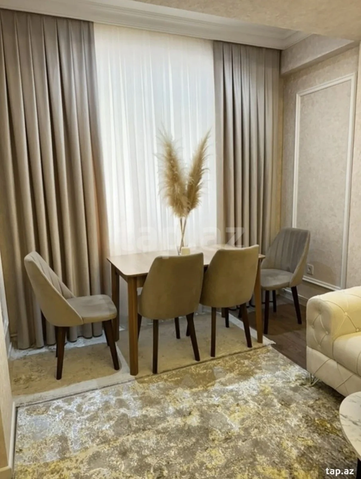 Kirayə verilir 2 otaqlı yeni tikili 68 m²