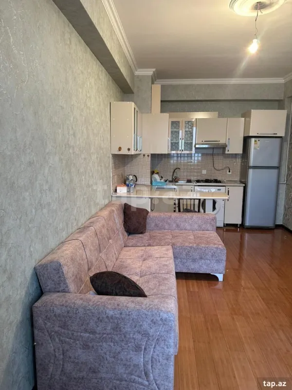 Kirayə verilir 2 otaqlı yeni tikili 48 m²