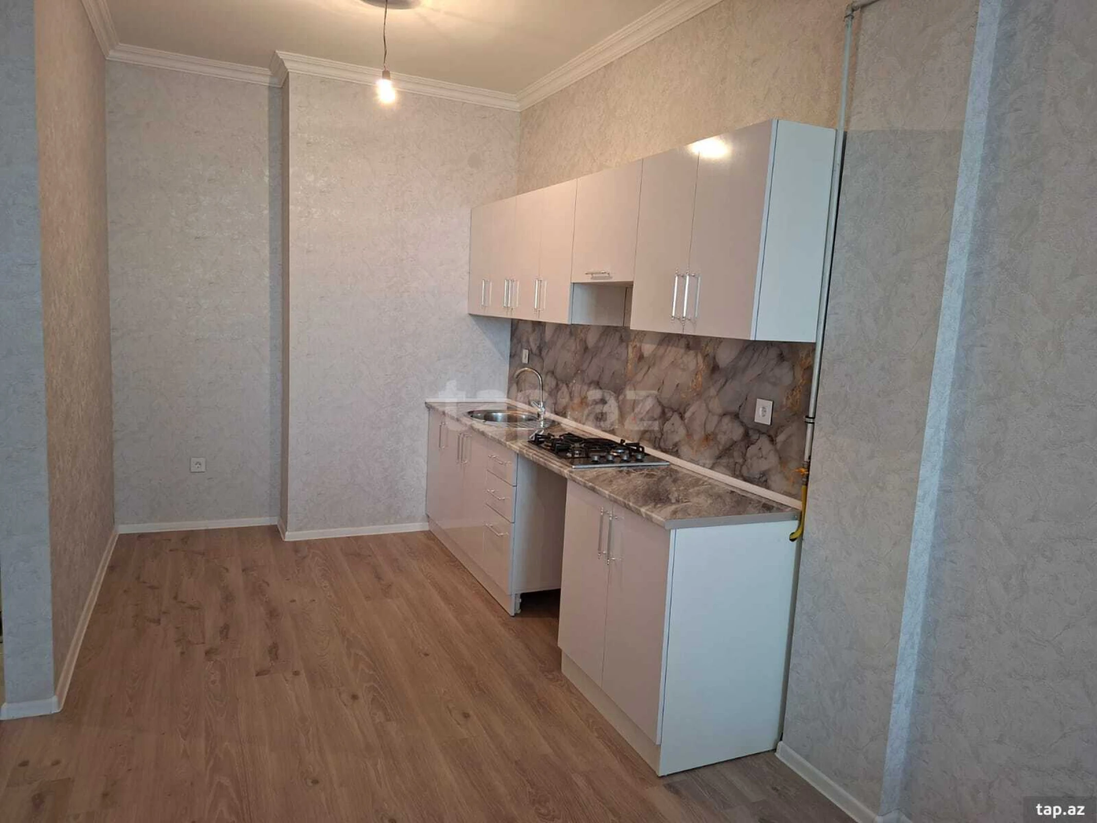 Kirayə verilir 2 otaqlı yeni tikili 86 m²