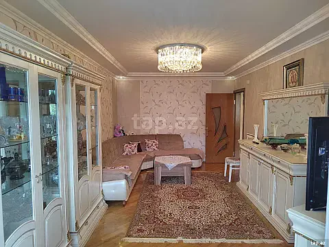 Satılır 4 otaqlı mənzil 100 m² — Bakı, Nizami 4 otaq 100.00 m²