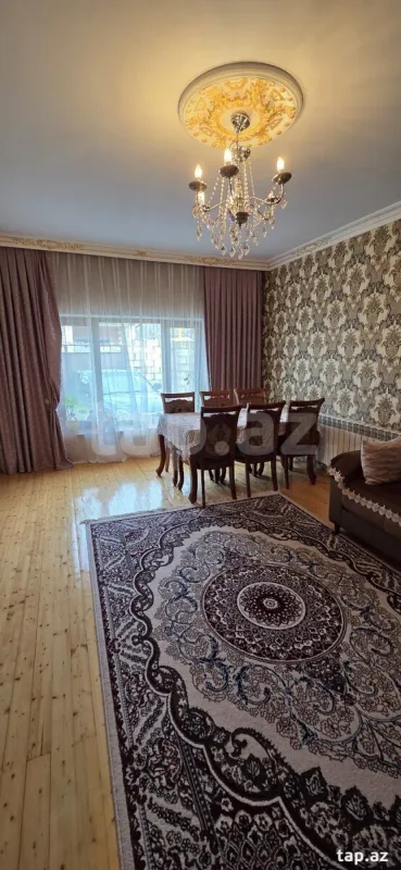 Satılır 5 otaqlı həyət evi 260 m²