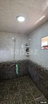 Satılır 5 otaqlı həyət evi 260 m²