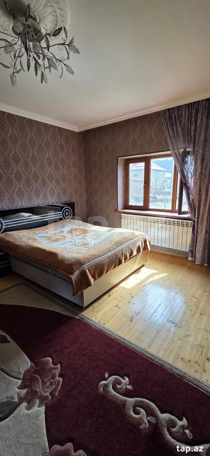 Satılır 5 otaqlı həyət evi 260 m²