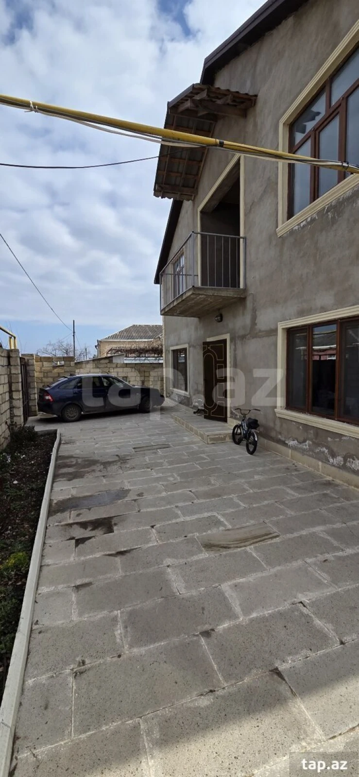 Satılır 5 otaqlı həyət evi 260 m²