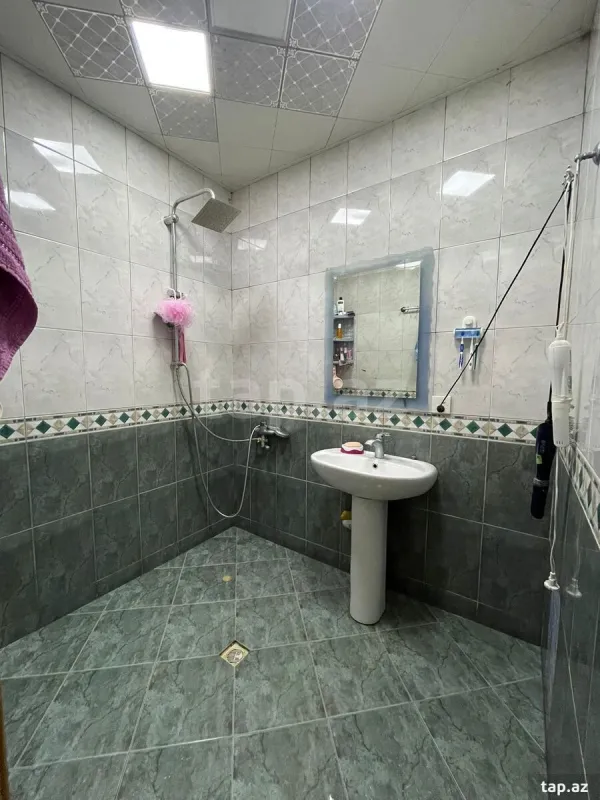 Kirayə verilir 3 otaqlı mənzil 70 m²