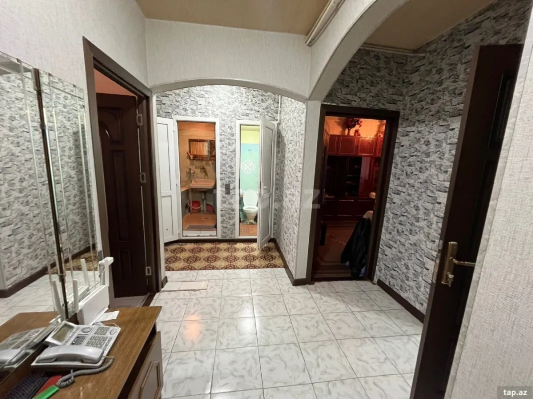 Satılır 3 otaqlı mənzil 69 m²
