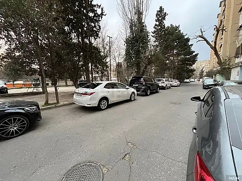 Satılır 3 otaqlı mənzil 69 m²