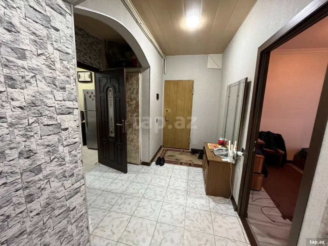 Satılır 3 otaqlı mənzil 69 m²
