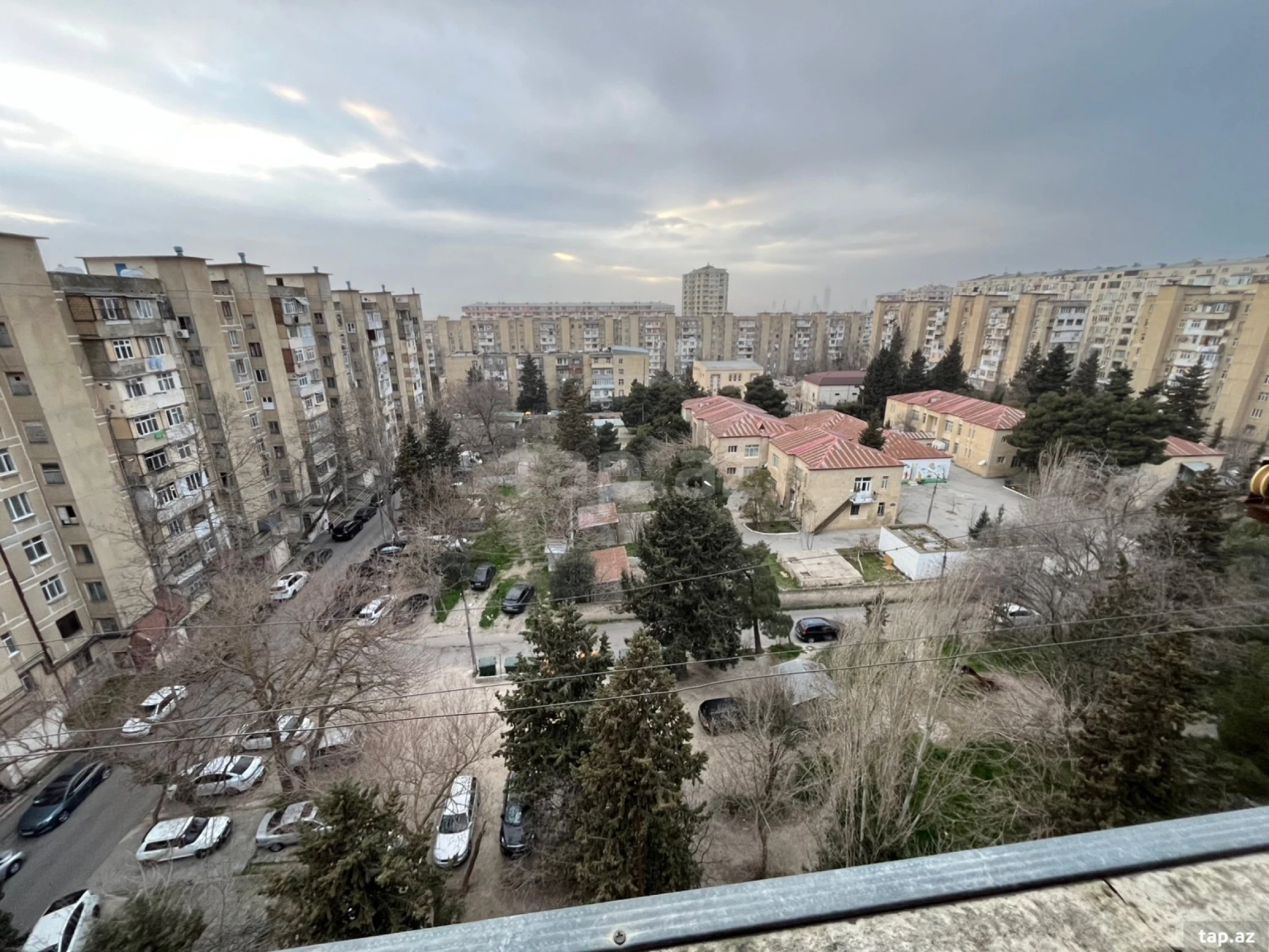 Satılır 3 otaqlı mənzil 69 m²