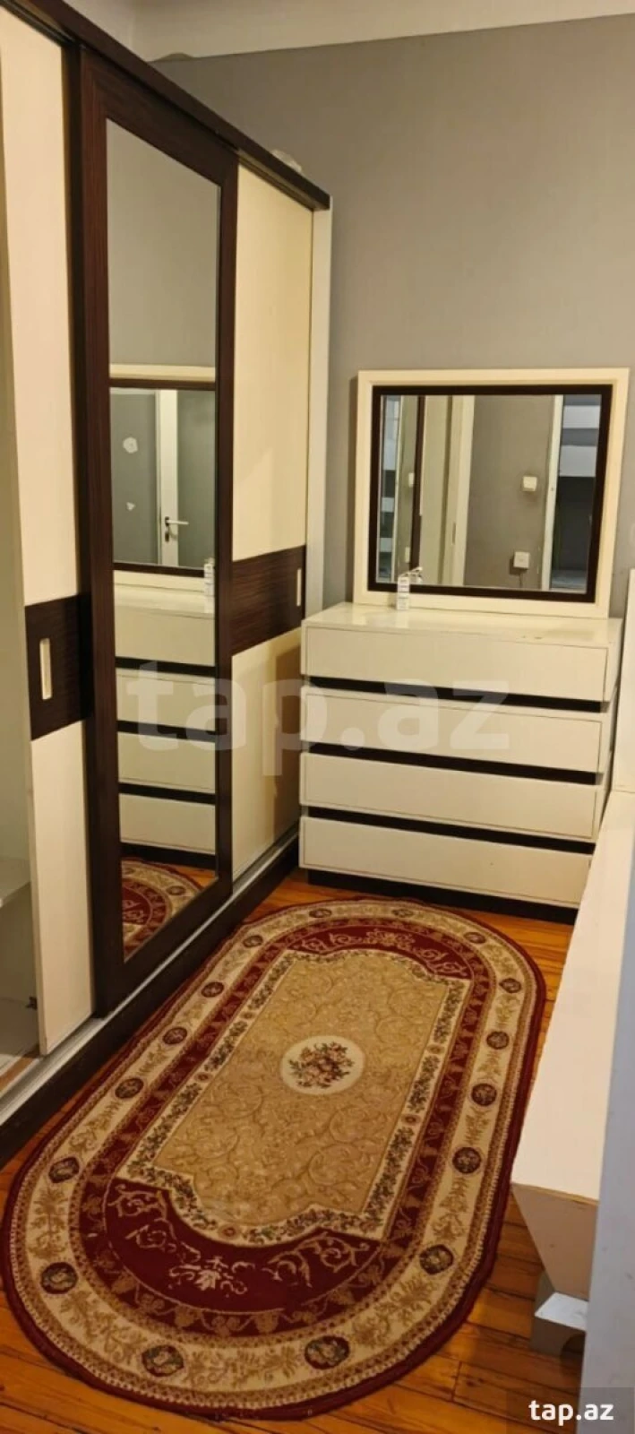Kirayə verilir 2 otaqlı mənzil 60 m²