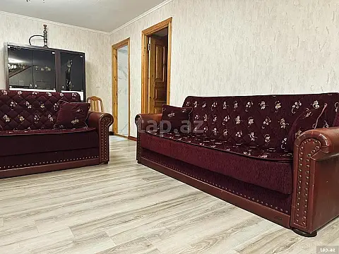 Kirayə verilir 8 otaqlı həyət evi 300 m²