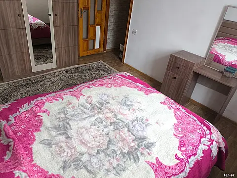 Kirayə verilir 3 otaqlı həyət evi 80 m²