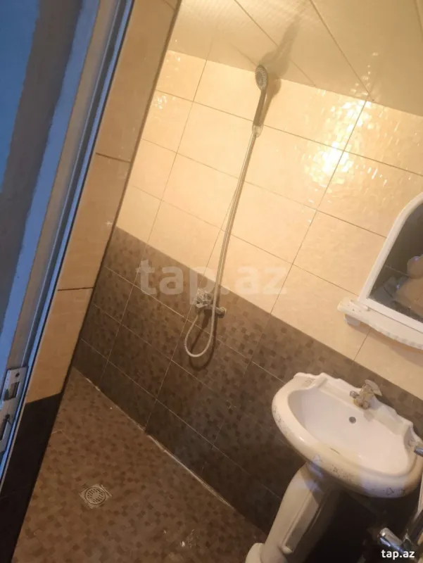 Kirayə verilir 3 otaqlı həyət evi 80 m²