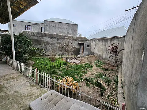 Satılır 6 otaqlı həyət evi 500 m²